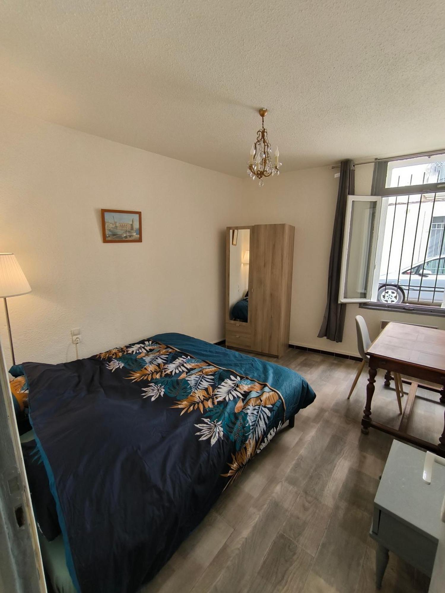 Appartement Chaleureux Dans Le Centre De Beziers Exterior photo